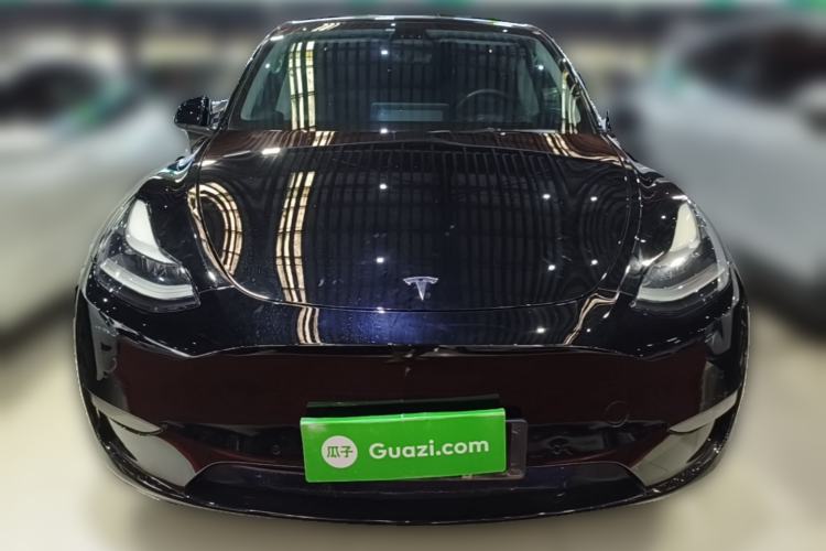 Used Tesla Model Y 2021 Long-Range All-Wheel-Drive Version Front