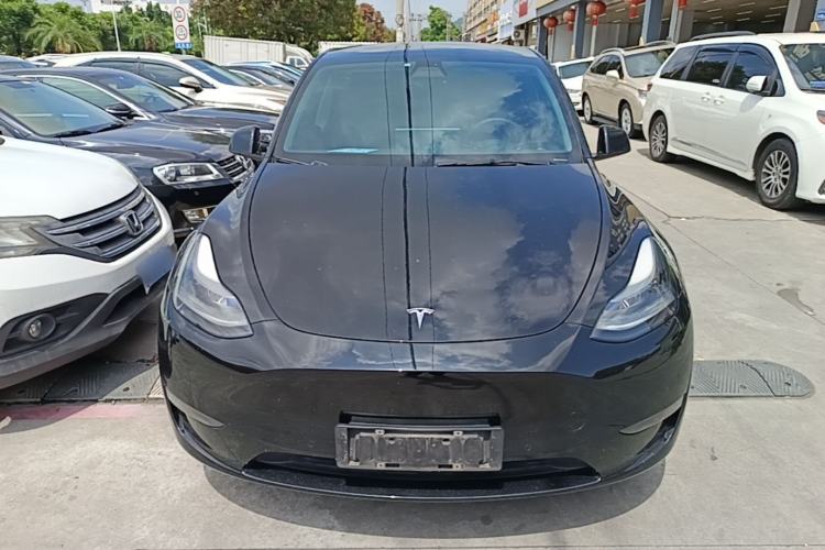 Used Tesla Model Y 2021 Standard Range Rear-Wheel Drive Version Front