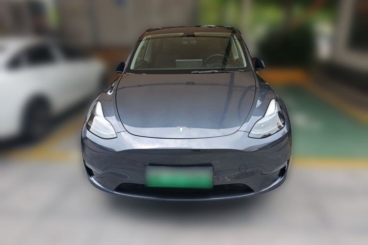 Used Tesla Model Y 2021 Long-Range All-Wheel-Drive Version 3D7 Front