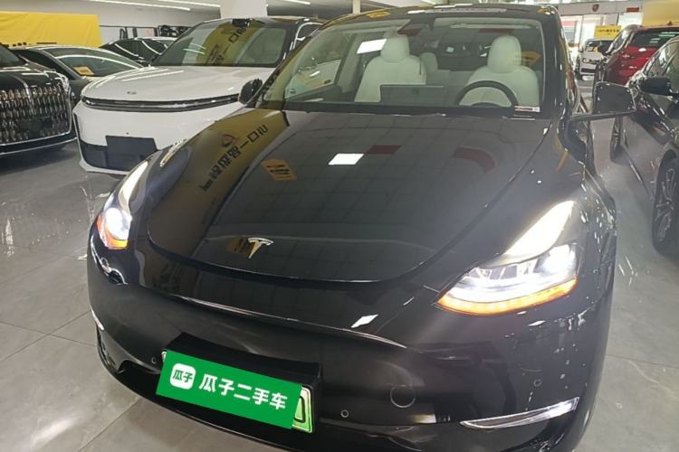 Used Tesla Model Y 2021 Standard Range Rear-Wheel Drive Version Front