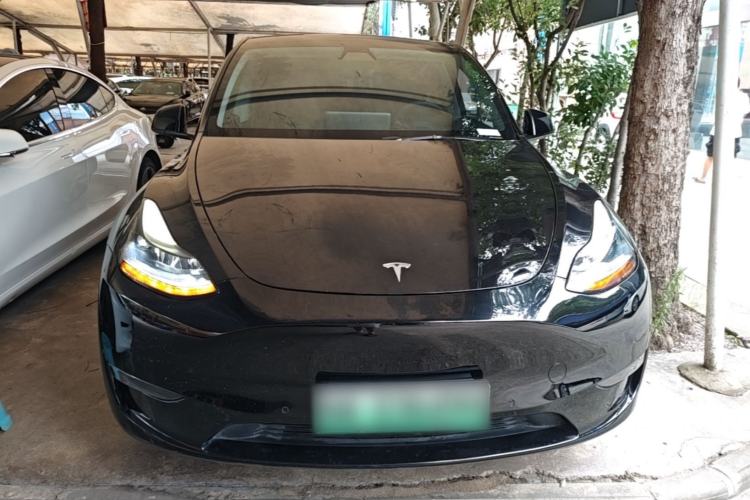 Used Tesla Model Y 2021 Standard Range Rear-Wheel Drive Version Front