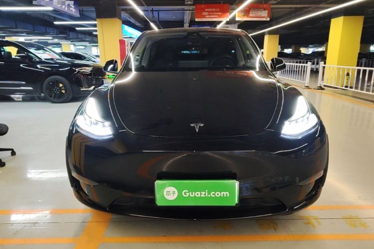 Used Tesla Model Y 2021 Long-Range All-Wheel-Drive Version 3D7 Front