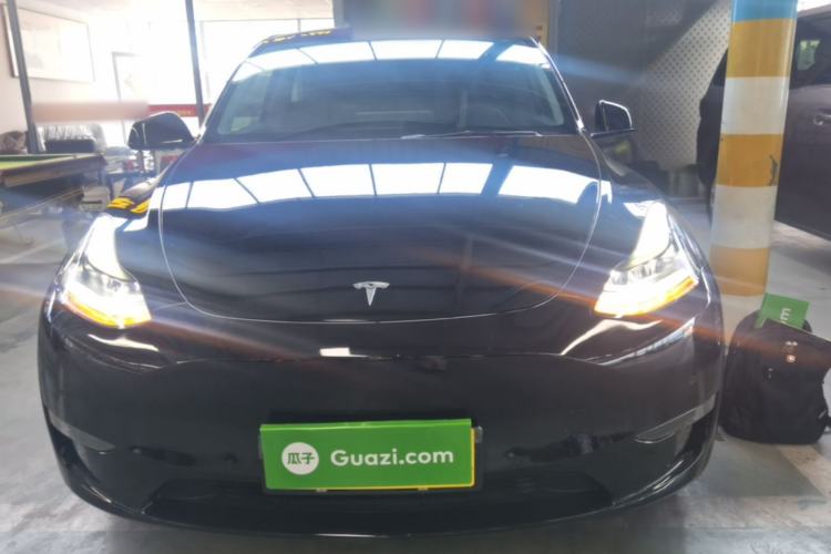 Used Tesla Model Y 2021 Standard Range Rear-Wheel Drive Version Front