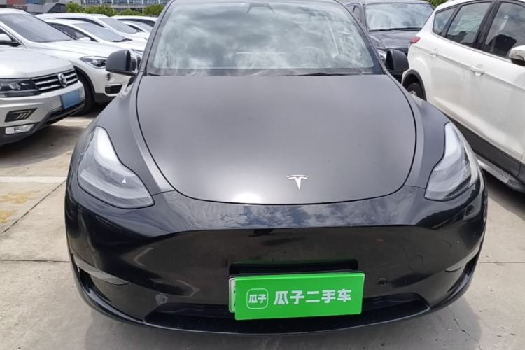 Used Tesla Model Y 2021 Long-Range All-Wheel-Drive Version Front