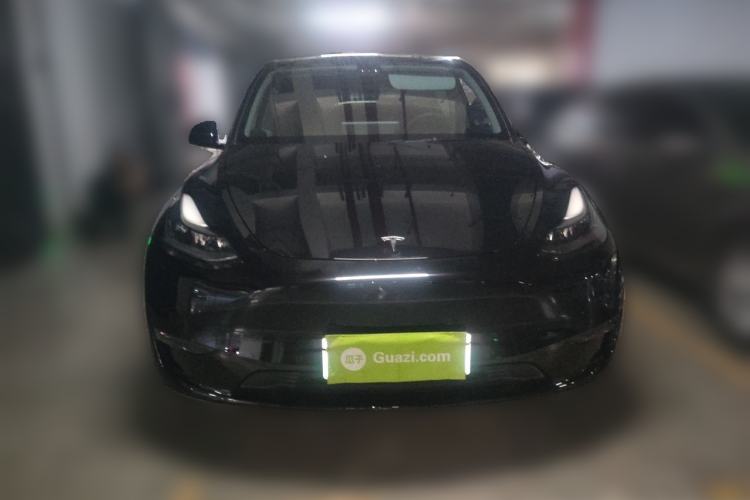 Used Tesla Model Y 2021 Long-Range All-Wheel-Drive Version Front