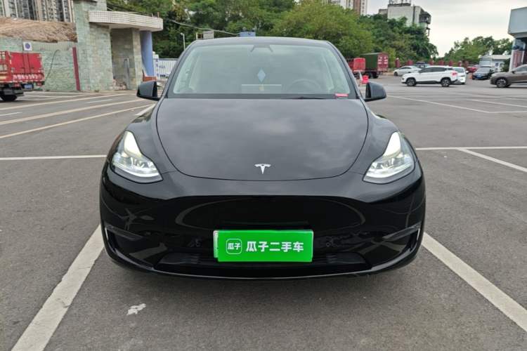Used Tesla Model Y 2021 Standard Range Rear-Wheel Drive Version Front