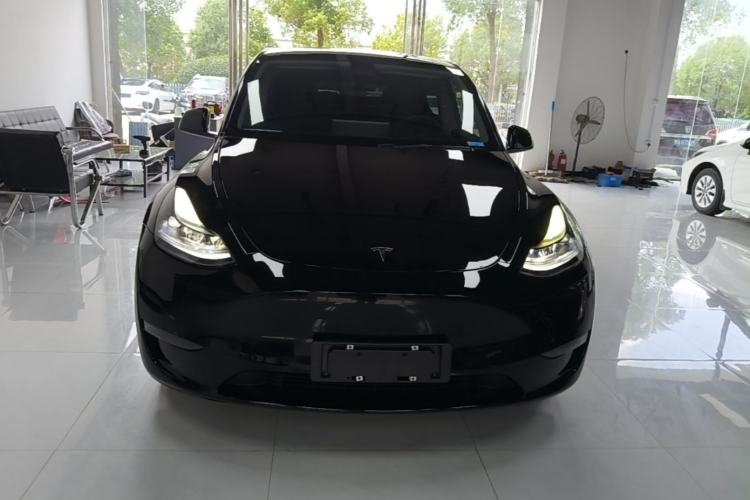 Used Tesla Model Y 2021 Standard Range Rear-Wheel Drive Version Front