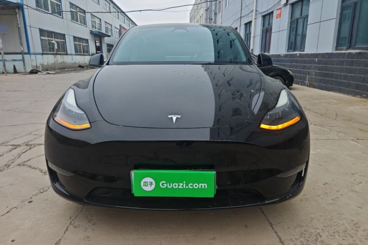 Used Tesla Model Y 2021 Standard Range Rear-Wheel Drive Version Front