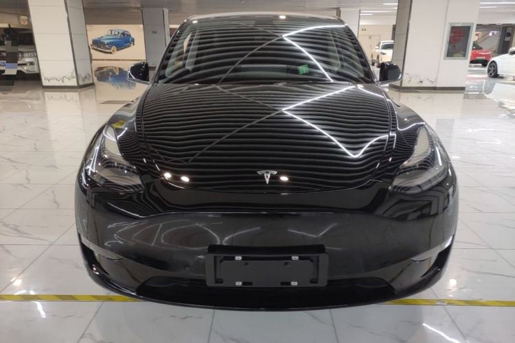 Used Tesla Model Y 2021 Long-Range All-Wheel-Drive Version 3D7 Front