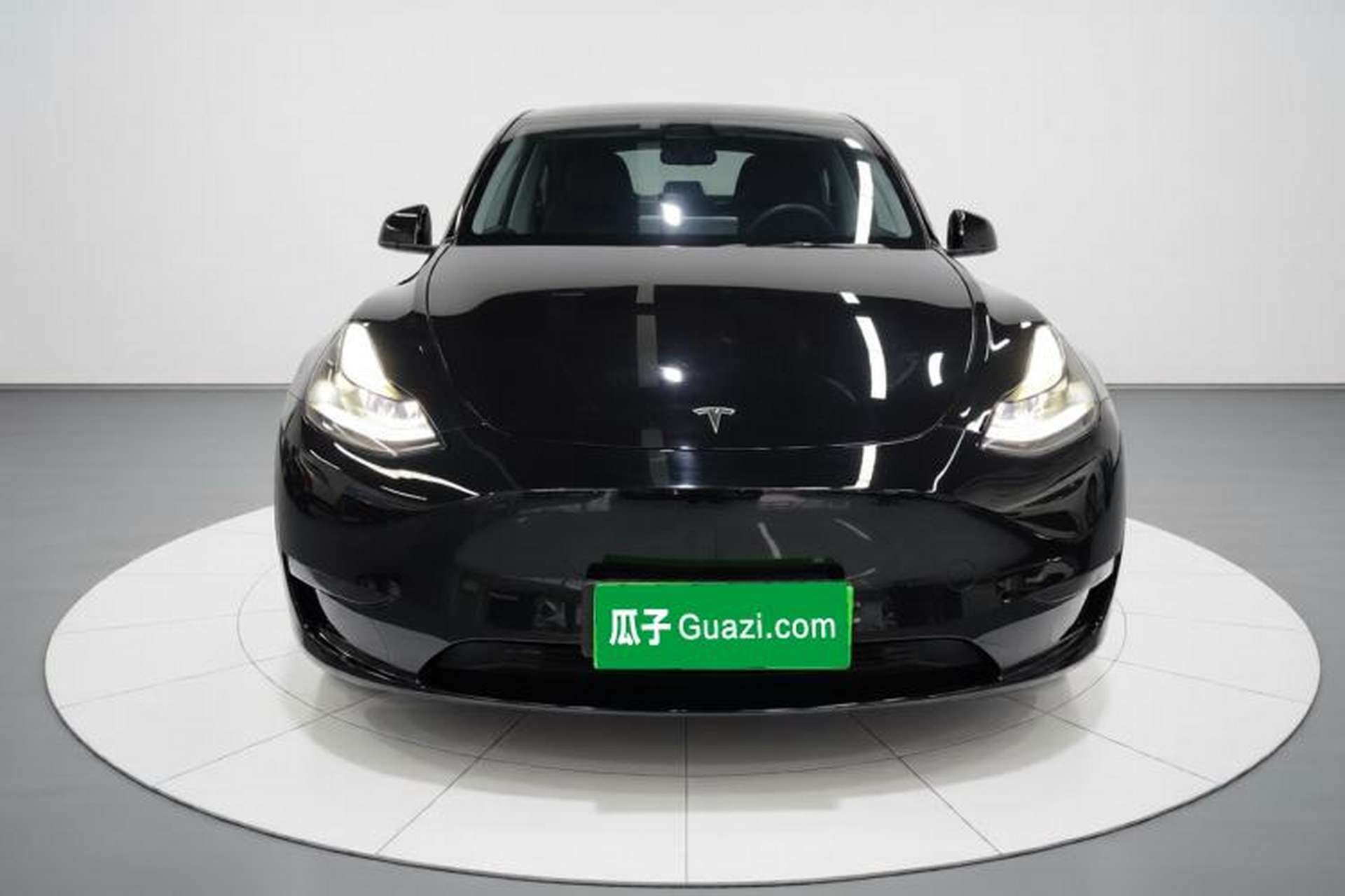 Used Tesla Model Y 2021 Standard Range Rear-Wheel Drive Version Front