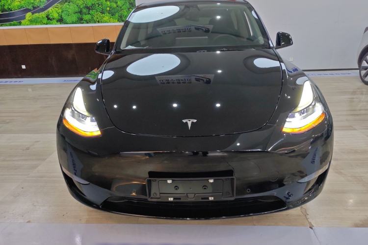 Used Tesla Model Y 2021 Long-Range All-Wheel-Drive Version 3D7 Front