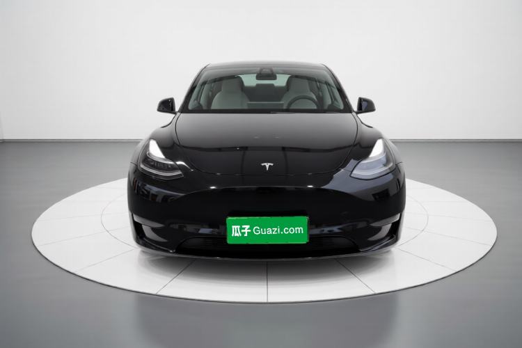 Used Tesla Model Y 2021 Long-Range All-Wheel-Drive Version Front
