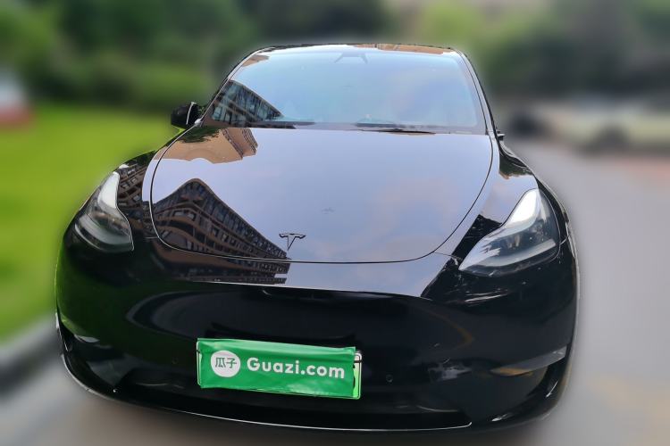 Used Tesla Model Y 2021 Long-Range All-Wheel-Drive Version 3D7 Front