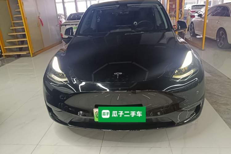 Used Tesla Model Y 2021 Long-Range All-Wheel-Drive Version 3D7 Front