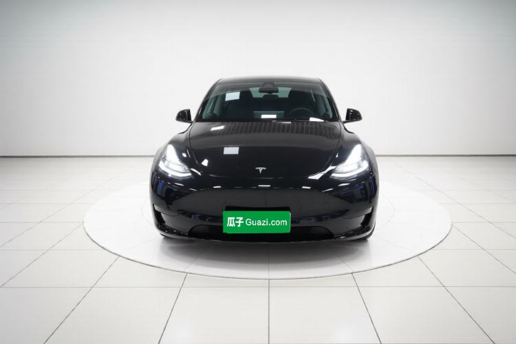 Used Tesla Model Y 2021 Long-Range All-Wheel-Drive Version 3D7 Front