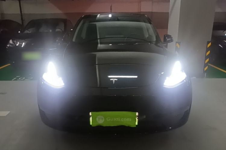 Used Tesla Model Y 2021 Standard Range Rear-Wheel Drive Version Front
