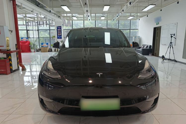Used Tesla Model Y 2021 Standard Range Rear-Wheel Drive Version Front