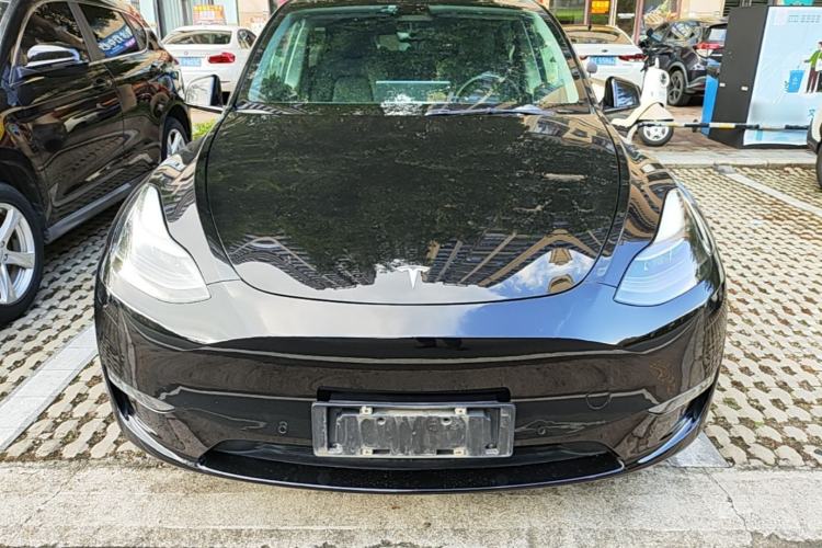 Used Tesla Model Y 2021 Standard Range Rear-Wheel Drive Version Front