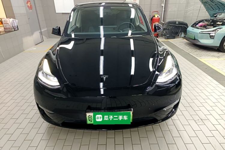 Used Tesla Model Y 2021 Long-Range All-Wheel-Drive Version Front