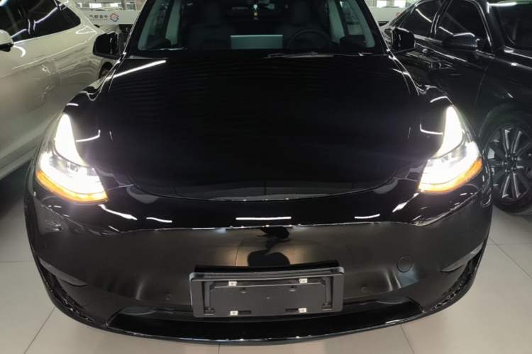 Used Tesla Model Y 2021 Revised Version 2 Long-Range All-Wheel-Drive Edition Front