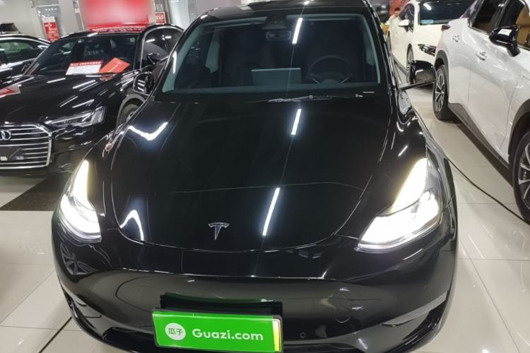 Used Tesla Model Y 2021 Standard Range Rear-Wheel Drive Version Front