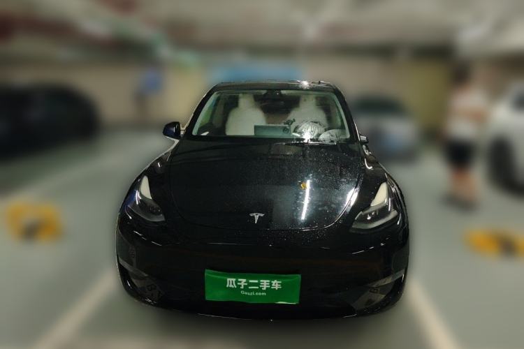 Used Tesla Model Y 2021 Long-Range All-Wheel-Drive Version Front