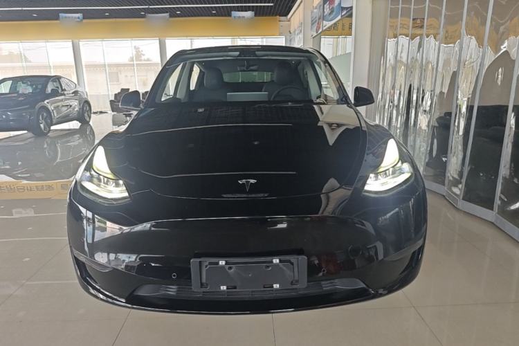 Used Tesla Model Y 2021 Standard Range Rear-Wheel Drive Version Front
