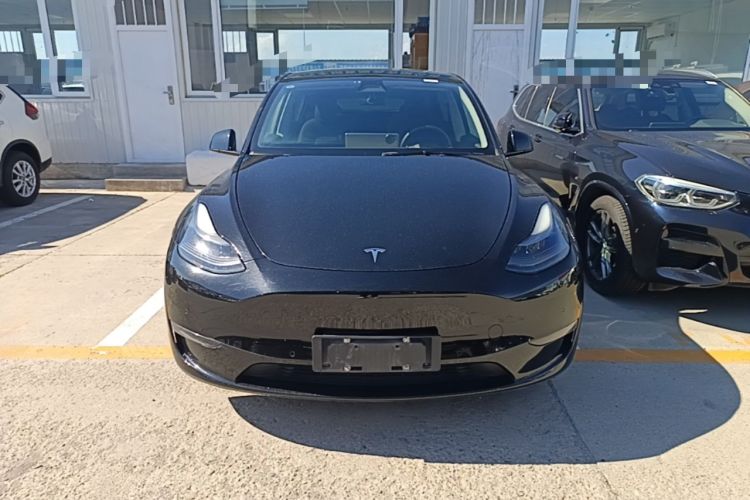 Used Tesla Model Y 2021 Standard Range Rear-Wheel Drive Version Front