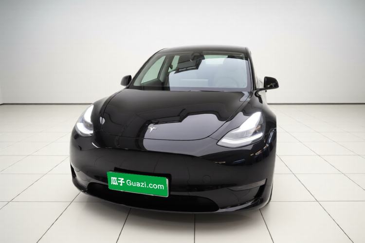 Used Tesla Model Y 2021 Standard Range Rear-Wheel Drive Version Front