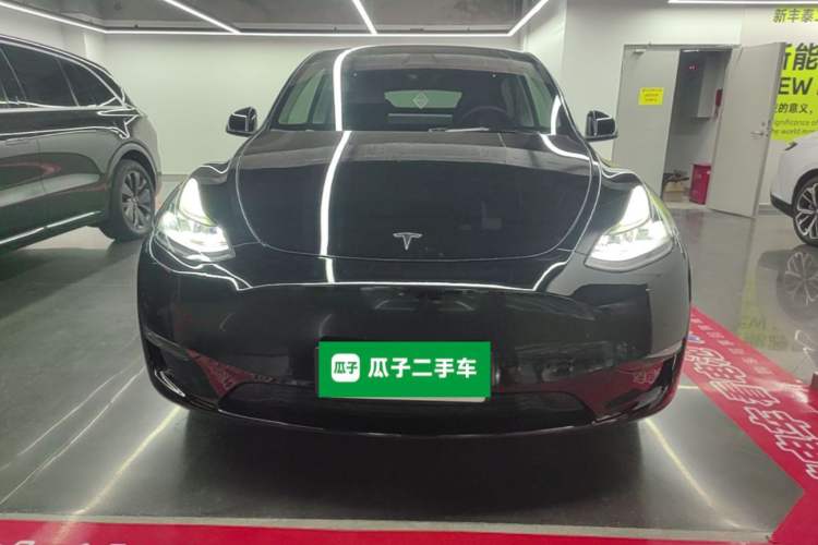Used Tesla Model Y 2021 Standard Range Rear-Wheel Drive Version Front