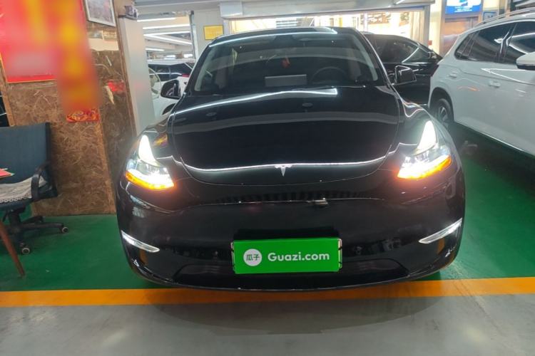 Used Tesla Model Y 2021 Long-Range All-Wheel-Drive Version 3D7 Front