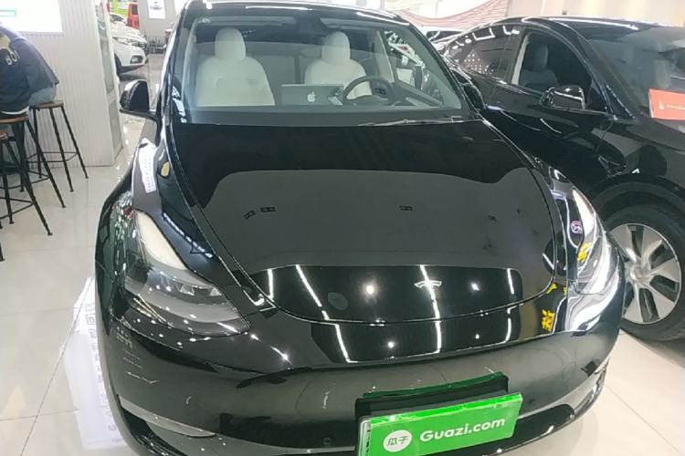 Used Tesla Model Y 2021 Long-Range All-Wheel-Drive Version 3D7 Front