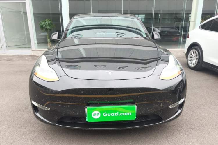 Used Tesla Model Y 2021 Standard Range Rear-Wheel Drive Version Front