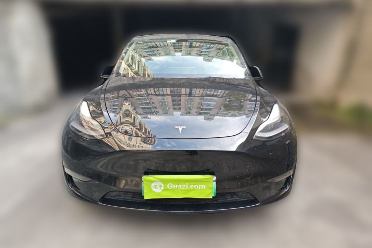 Used Tesla Model Y 2021 Long-Range All-Wheel-Drive Version 3D7 Front