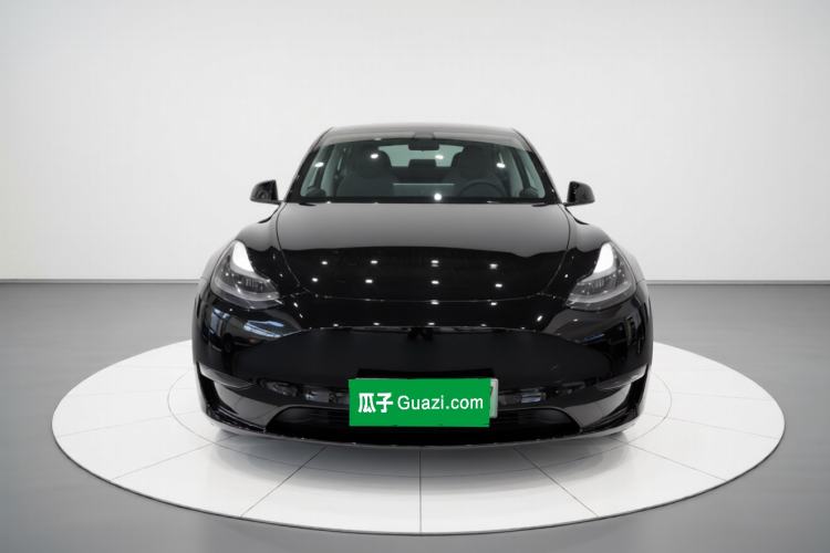 Used Tesla Model Y 2021 Long-Range All-Wheel-Drive Version Front