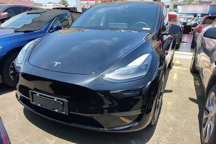 Used Tesla Model Y 2021 Long-Range All-Wheel-Drive Version 3D7 Front