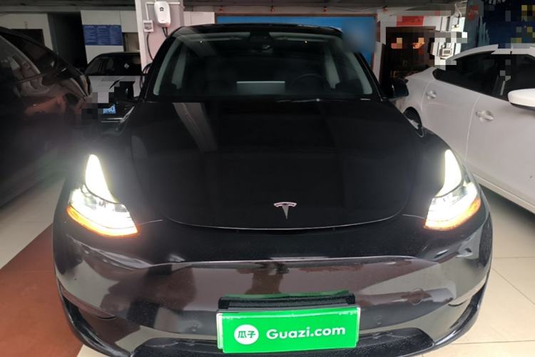 Used Tesla Model Y 2021 Standard Range Rear-Wheel Drive Version Front