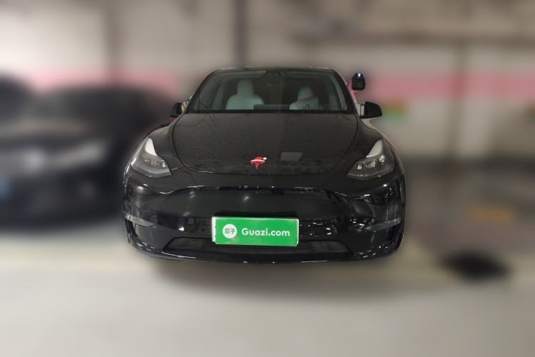 Used Tesla Model Y 2021 Standard Range Rear-Wheel Drive Version Front