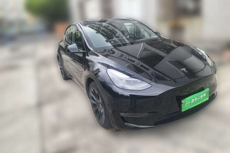 Used Tesla Model Y 2021 Standard Range Rear-Wheel Drive Version Front Right 45 Deg