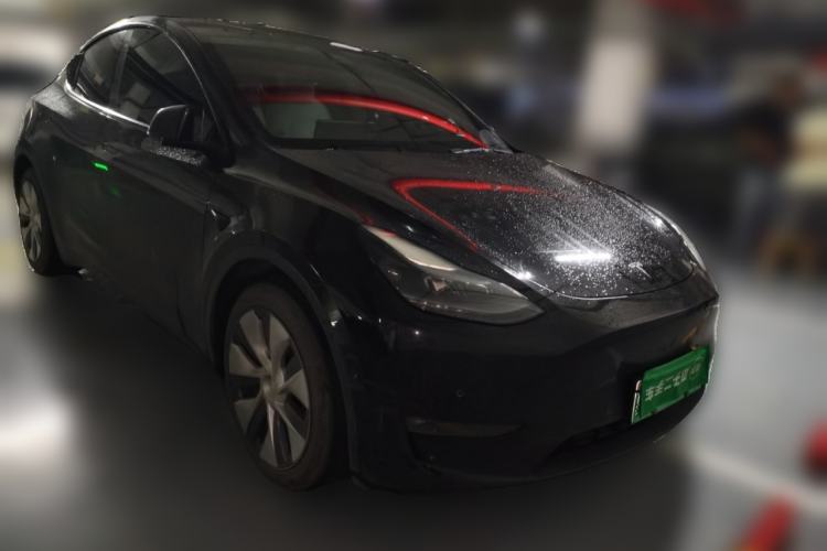 Used Tesla Model Y 2021 Standard Range Rear-Wheel Drive Version Front Right 45 Deg