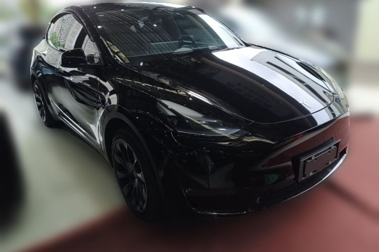 Used Tesla Model Y 2021 Revised Version 2 Long-Range All-Wheel-Drive Edition Front Right 45 Deg
