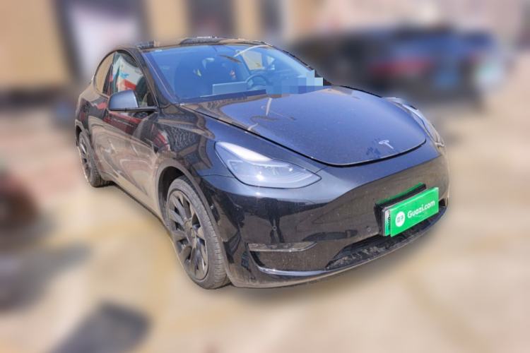 Used Tesla Model Y 2021 Standard Range Rear-Wheel Drive Version Front Right 45 Deg