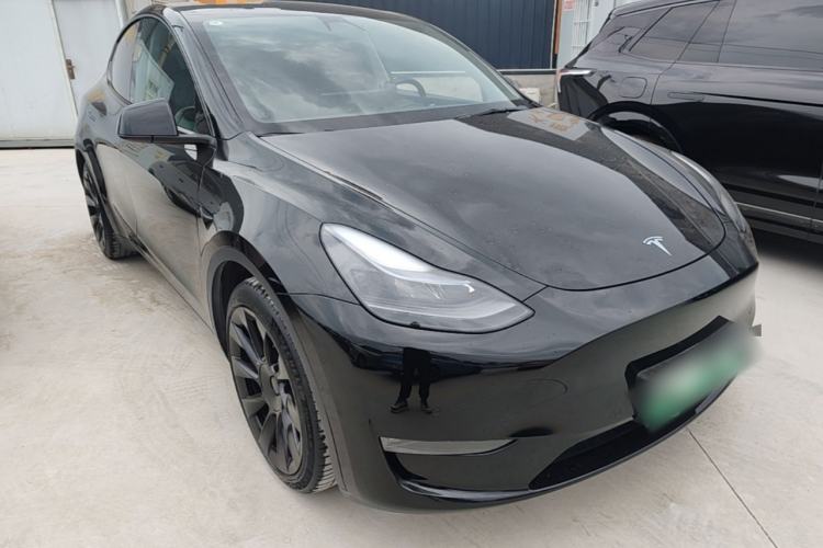 Used Tesla Model Y 2021 Standard Range Rear-Wheel Drive Version Front Right 45 Deg