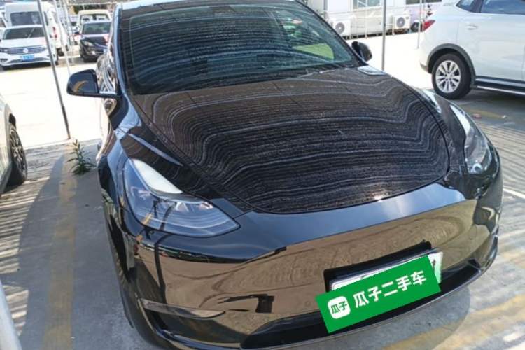 Used Tesla Model Y 2021 Long-Range All-Wheel-Drive Version Front Right 45 Deg