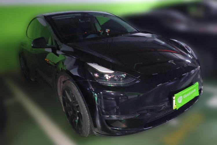 Used Tesla Model Y 2021 Standard Range Rear-Wheel Drive Version Front Right 45 Deg