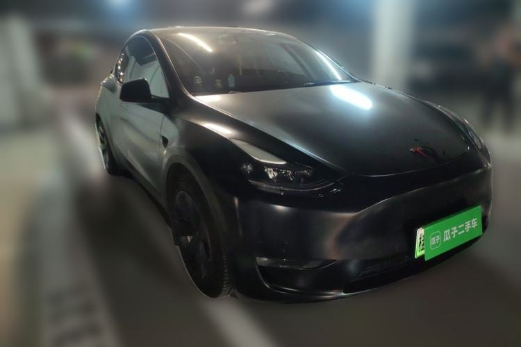 Used Tesla Model Y 2021 Standard Range Rear-Wheel Drive Version Front Right 45 Deg