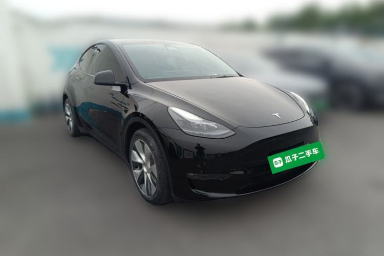 Used Tesla Model Y 2021 Standard Range Rear-Wheel Drive Version Front Right 45 Deg