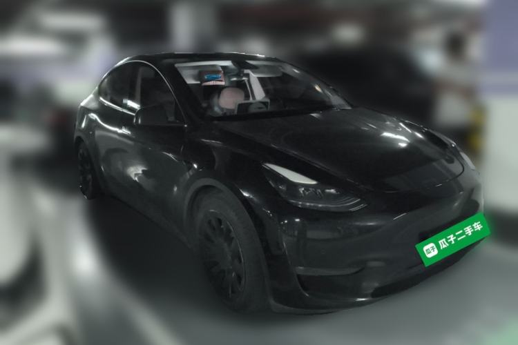 Used Tesla Model Y 2021 Standard Range Rear-Wheel Drive Version Front Right 45 Deg