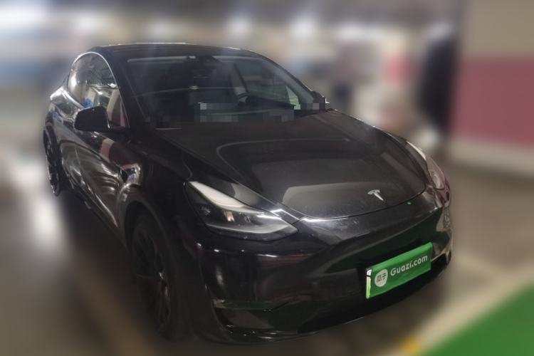 Used Tesla Model Y 2021 Standard Range Rear-Wheel Drive Version Front Right 45 Deg