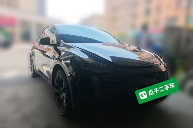 Used Tesla Model Y 2021 Long-Range All-Wheel-Drive Version 3D7 Front Right 45 Deg